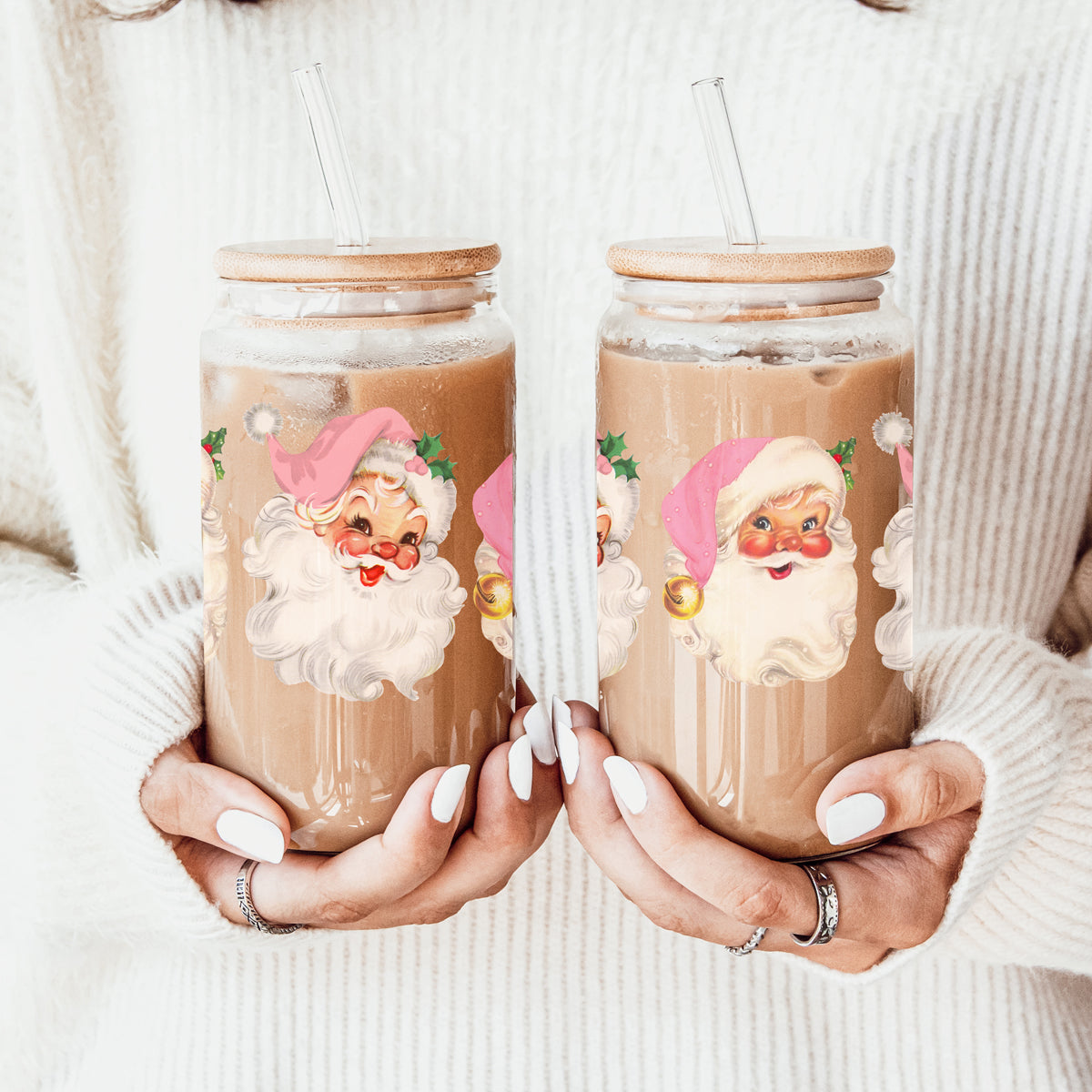 Classic vintage Santa tumbler - holiday glass cup with retro pink design
Christmas drinkware gift - retro Santa face tumbler with bamboo lid